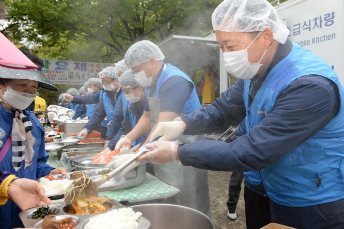 대성에너지, 행복한 밥상 급식봉사 펼쳐 사회공헌 활동 사진